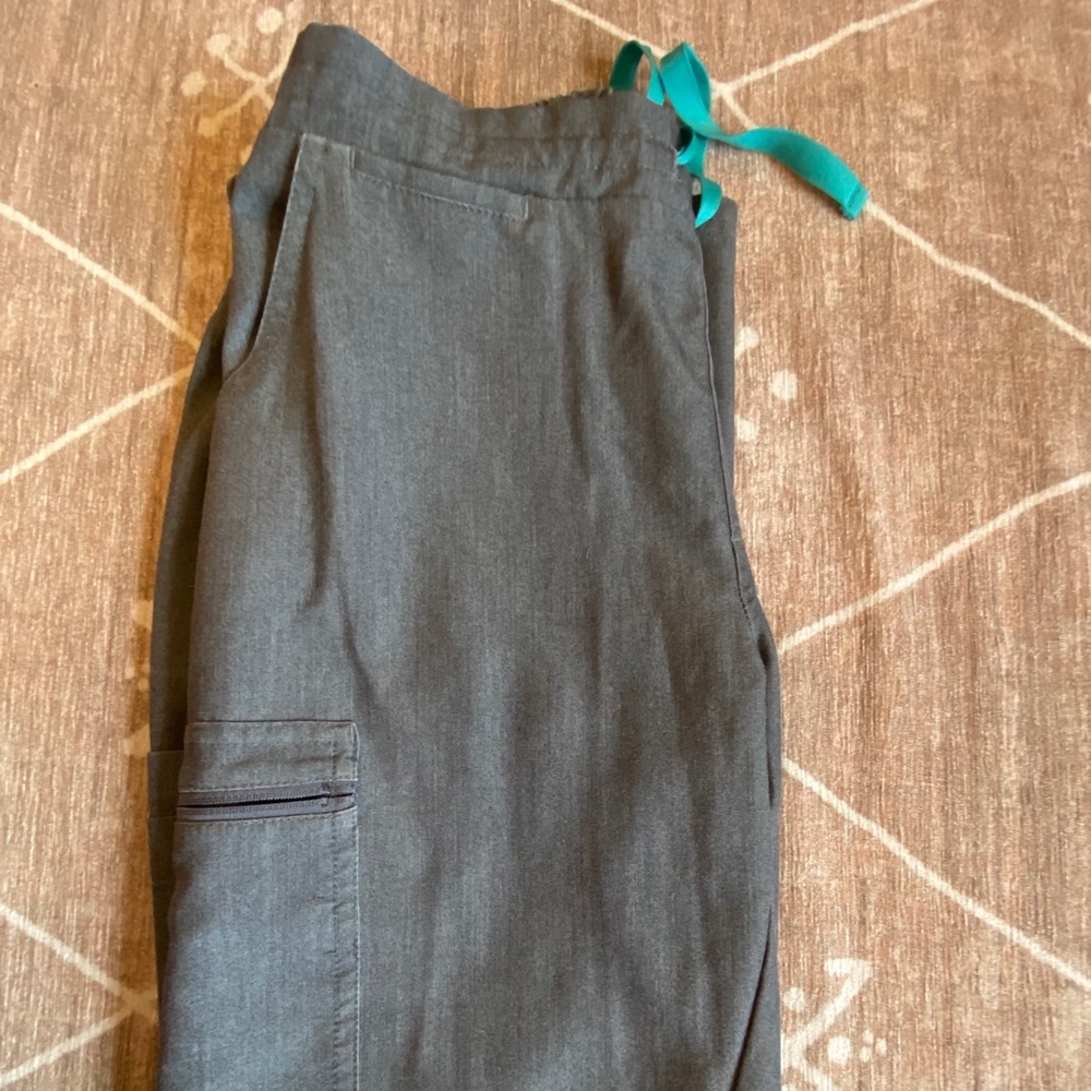 Figs Livingston Scrub Pants - Graphite - Small